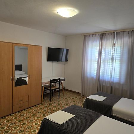 Apartment Dragica Пореч Екстер'єр фото